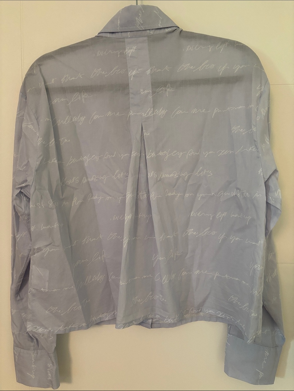 😎Motel Rocks Pale Blue Script Button-Down Shirt - Picture 2 of 6